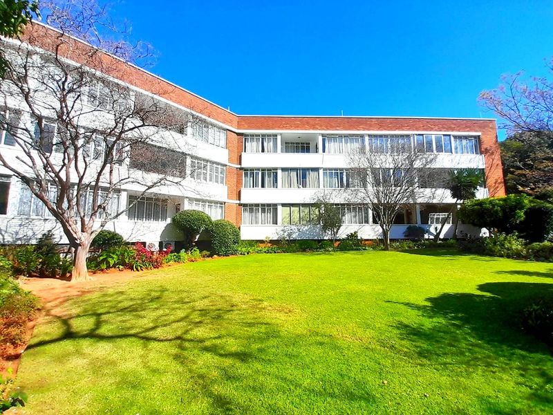 Phenomenal investment opportunity in Illovo Sandton - Photo 3