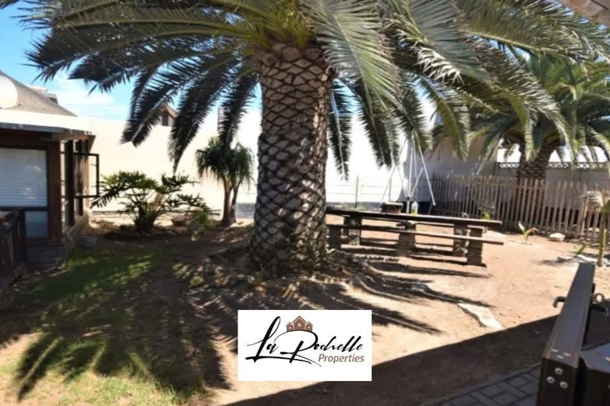 Freestanding Family home for sale - Vineta - Swakopmund - Photo 2