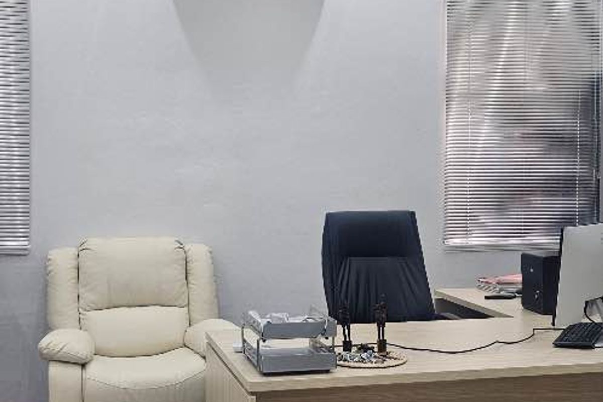 Office building for sale in the CBD - Photo 4