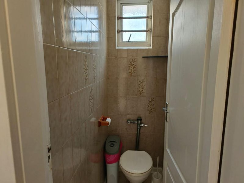 Student Accommodation - Girls Only - Photo 9