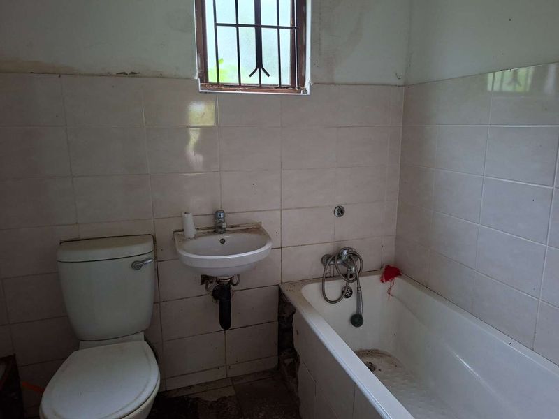 2 Bedroom house at Klaarwater Peaceful Township close to Pinetown - Photo 8