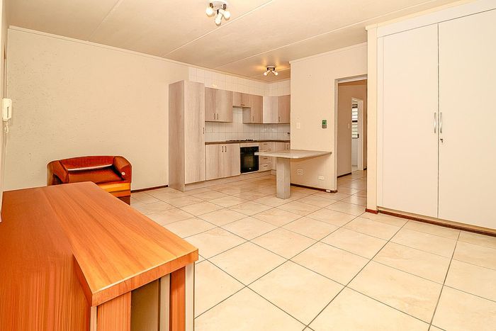 Property #2502760, Apartment Rental Monthly in Morning Hill