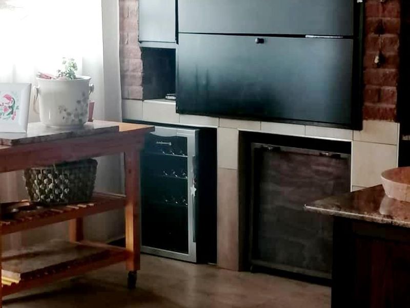 This neat and well maintaned house is for the bigger family. - Photo 7