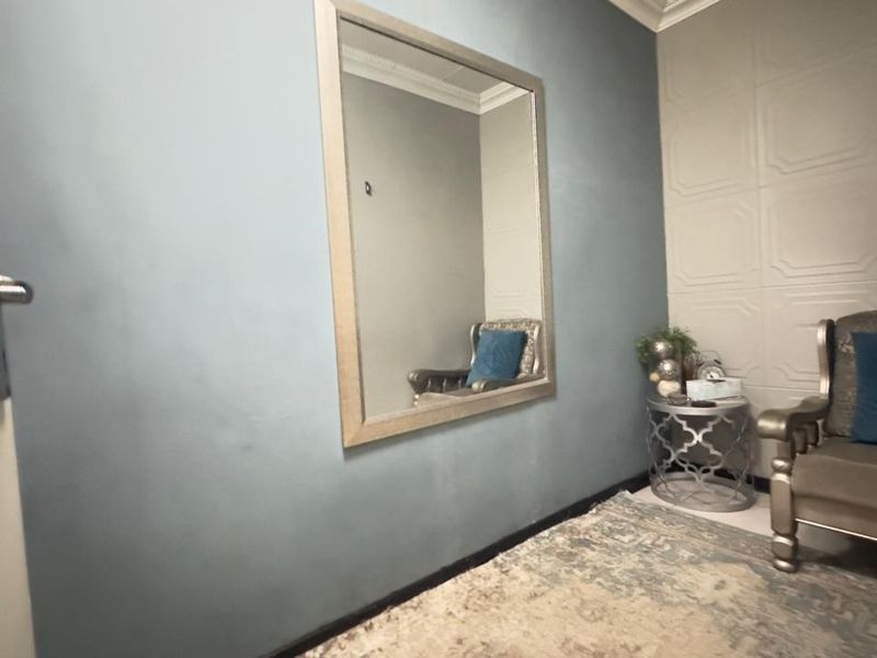 3 bedroom free standing house - Photo 5