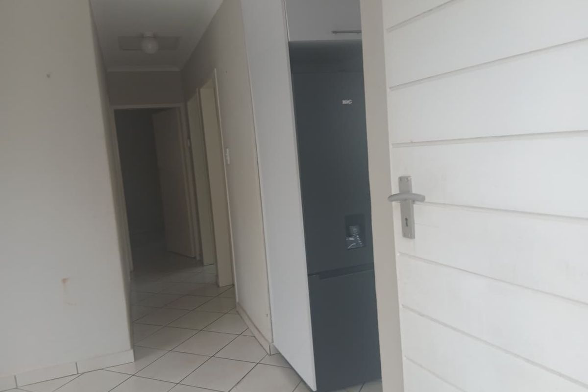 Safe & Spacious 3-Bedroom Home with Yard – Move-In Ready in "GREENWOOD GARDENS" Estate Alliance - Photo 3