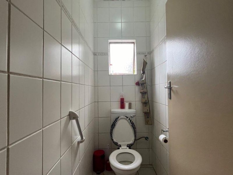 A perfectly well located property for sale. - Photo 7