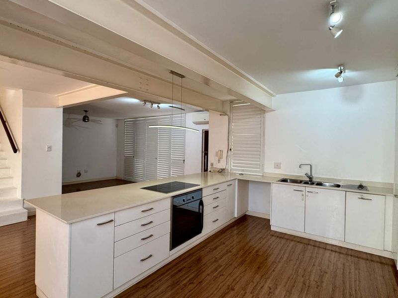 Spacious, 4 bedroom Townhouse in Umhlanga - Photo 7