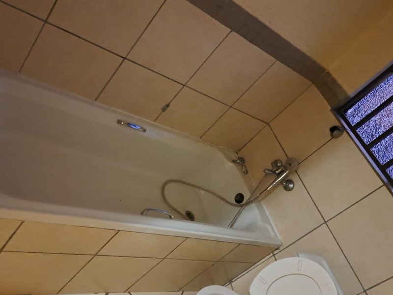 3 bedroom room house in the heart of amandasig - Photo 10