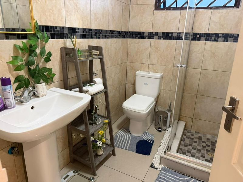 🏡 SPACIOUS 3-BEDROOM FAMILY HOME FOR SALE - KHOMASDAL, NEW EXTENSION - Photo 8