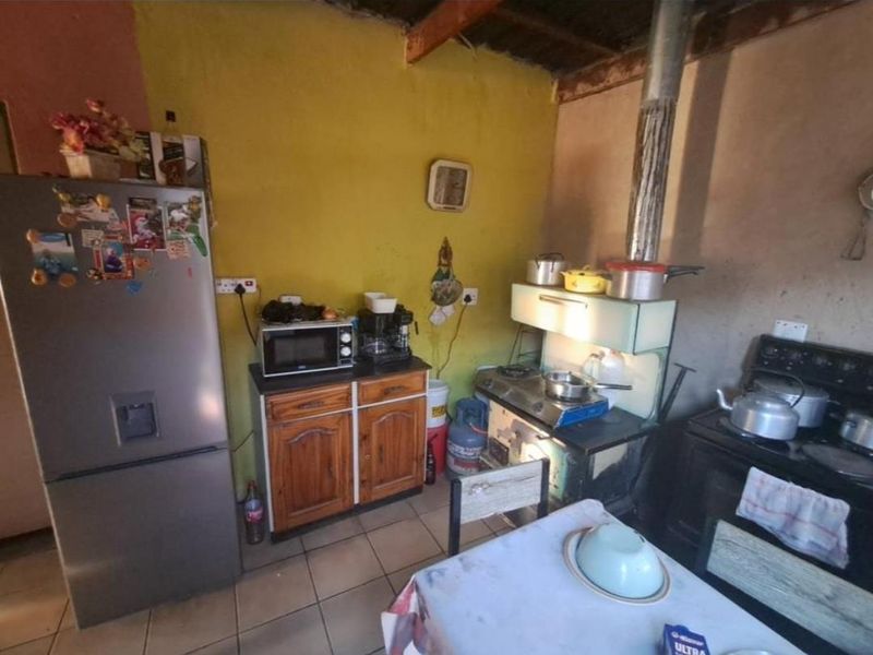 2 Bedroom House In Ivory Park Ext 08 - Photo 2