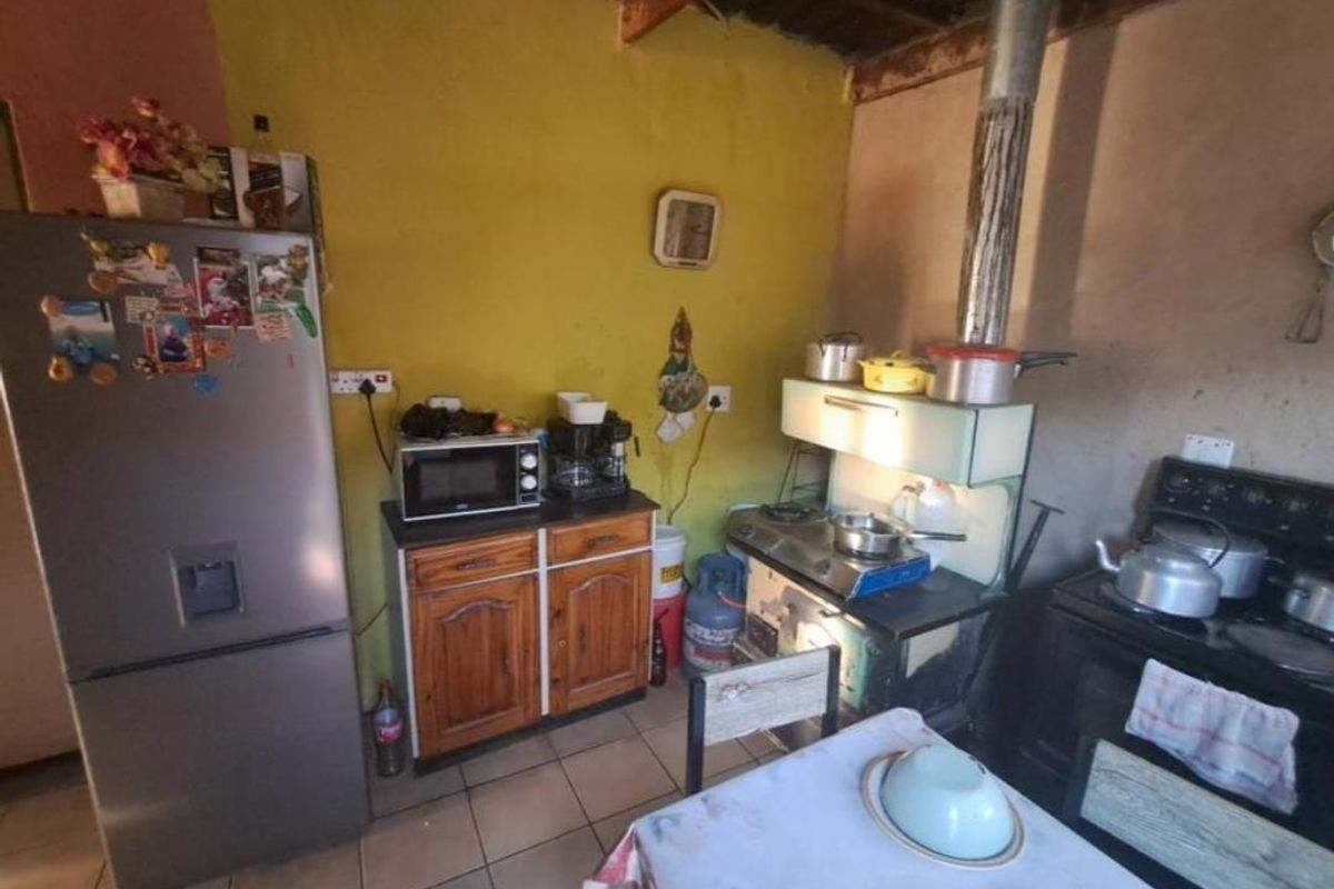 2 Bedroom House In Ivory Park Ext 08 - Photo 2