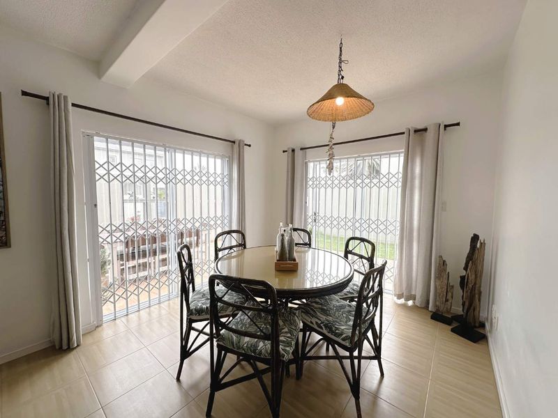 Charming 3-Bedroom Townhouse Near Pebble Beach in Vogelstrand - Photo 7
