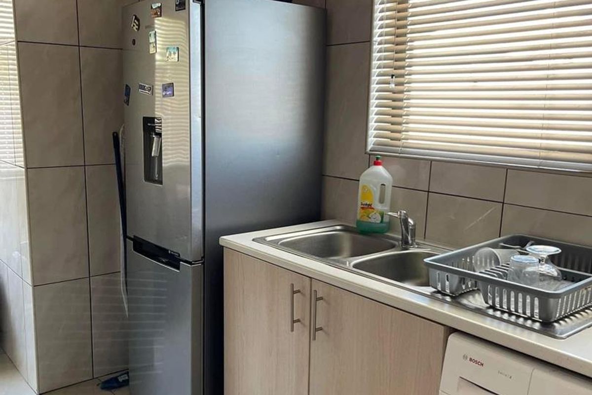 Windhoek Central- For Sale- N$1 050 000 - Photo 5