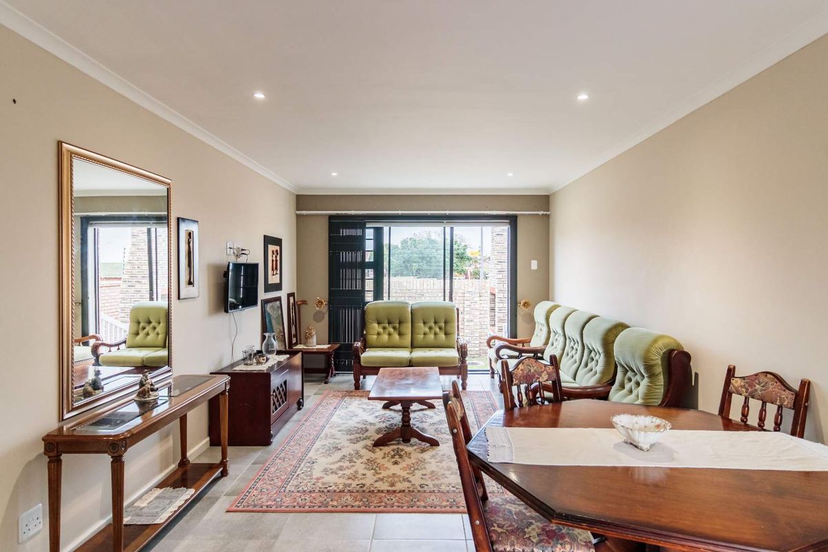 Neat & Convenient Townhouse in Secure Complex - Photo 3
