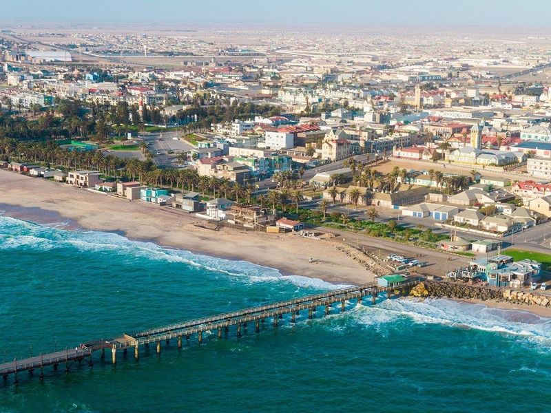 FOR SALE -FULLY OPERATIONAL RESTAURANT BUSINESS - SWAKOPMUND, NAMIBIA - Photo 8