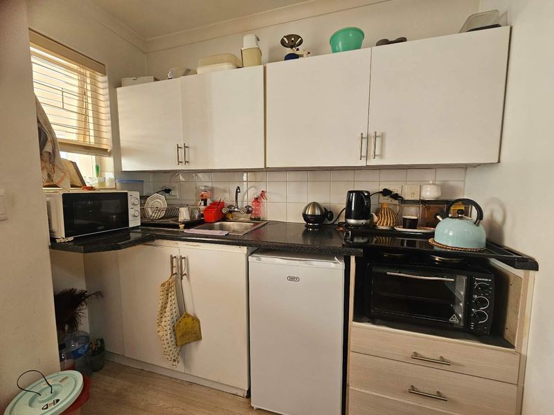 Over 55 of age : Unfurnished one bedroom retirement Village : Hermanus - Photo 5
