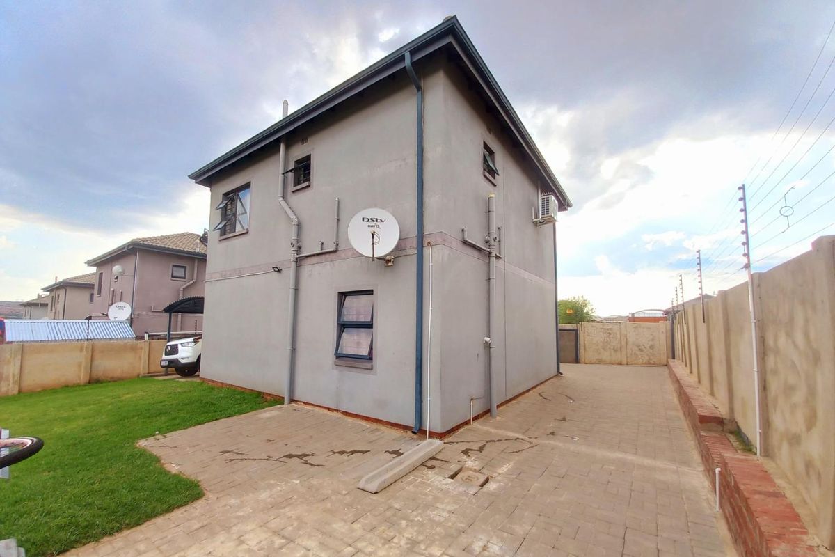 Three bedrooms house for sale in Capital View - Photo 3