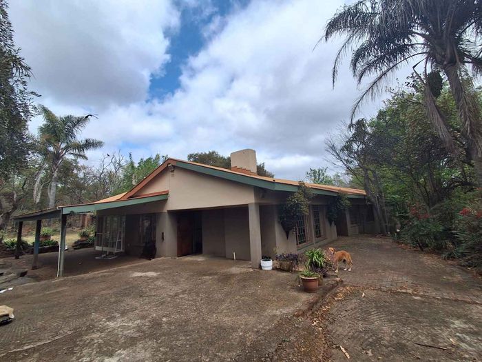 Property #2558687, House For Sale in Equestria