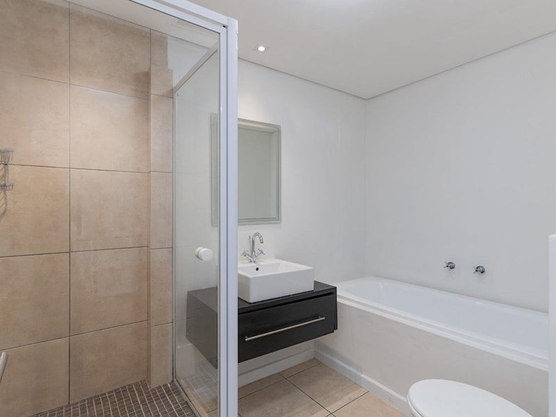 A Smart Investment Opportunity – Fully Furnished & Airbnb-Ready - Photo 10