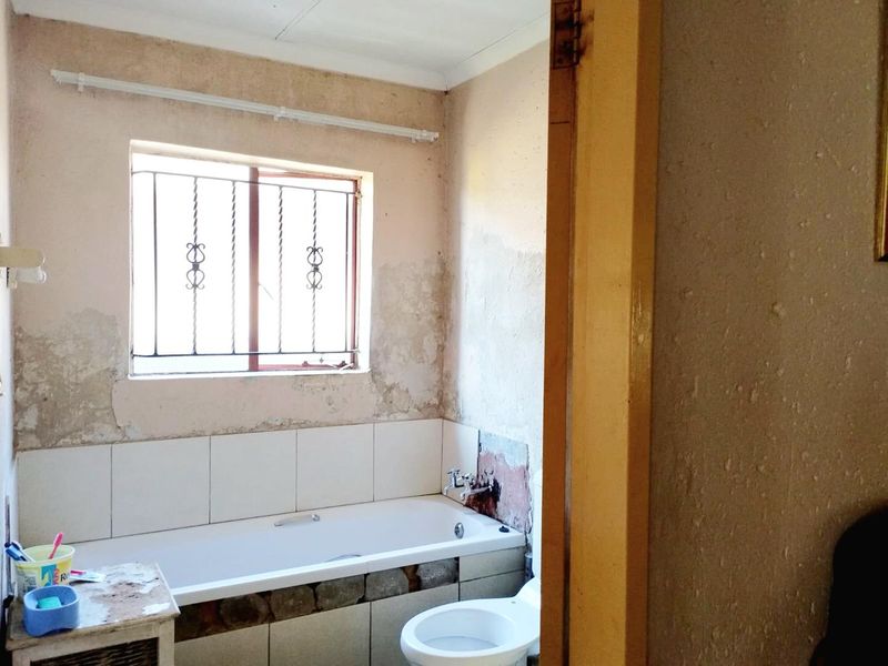 3 Bedrooms house for sale - Photo 5