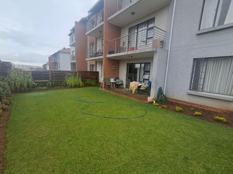Elegant 4-Bedroom Ground Unit in Sagewood, Midrand - Photo 2