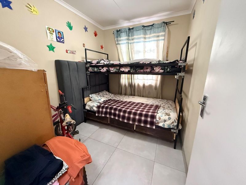 Luxury Living: Move-In Ready, Renovated, and Exquisite! - Photo 9