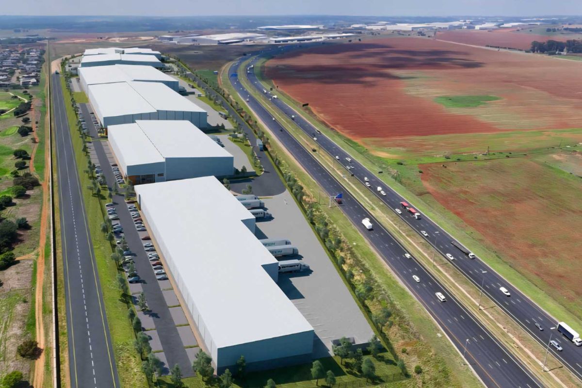 New Logistics Warehouse To Let in Glen Marais | 47,300m2 - Photo 4