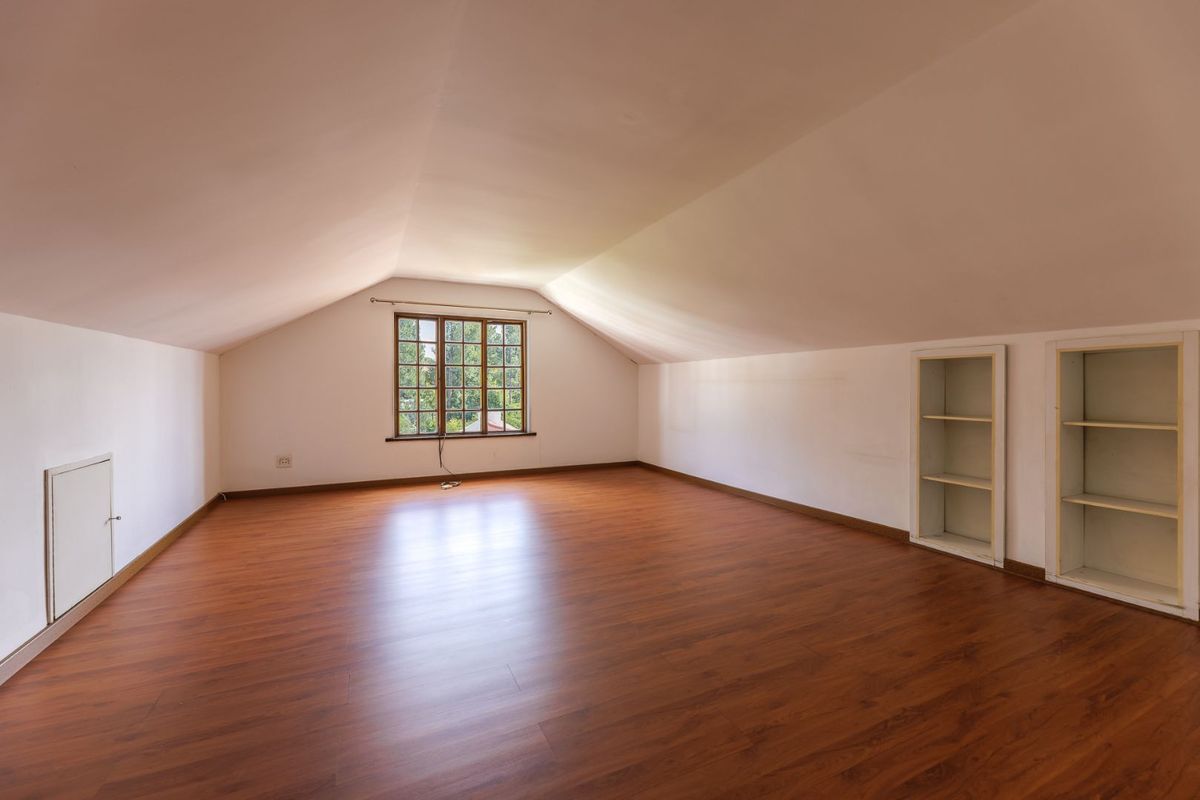 2 BEDROOM LOFT APARTMENT FOR SALE IN BRYANSTON - Photo 3