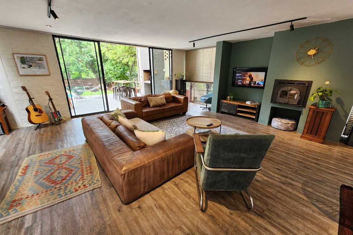 MODERN INDUSTRIAL MASTERPIECE IN KILNER PARK, PRIVATE, BOLD AND ONE OF A KIND - Photo 5