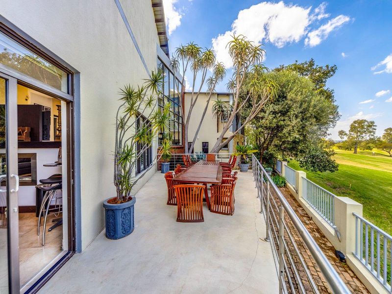 Masterpiece on the Fairway - Photo 4