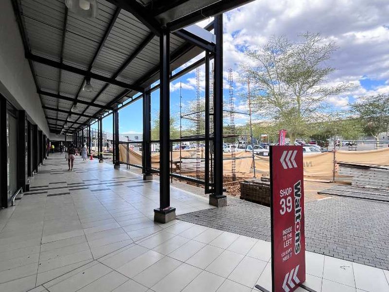 MEGA CENTER | SHOP TO LET - Photo 2