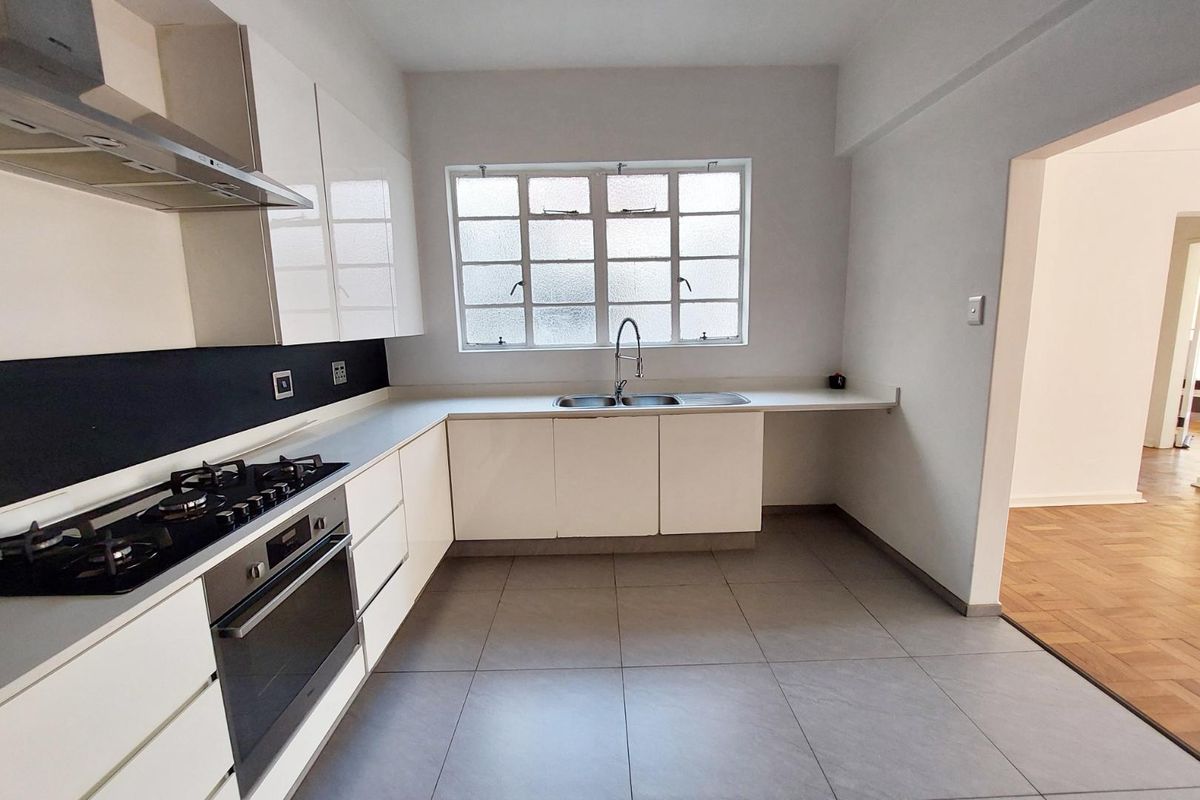 Spacious and modern, 1 bedroom, 1 bathroom apartment available in Killarney - Photo 4