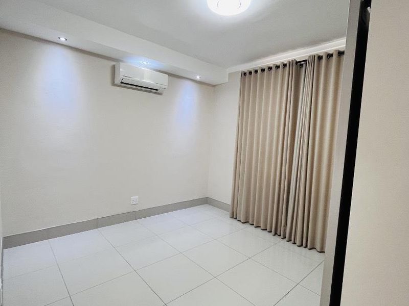 FOR SALE | Spacious Family Home with Flatlet | Eros  N$5,100,000 - Photo 7