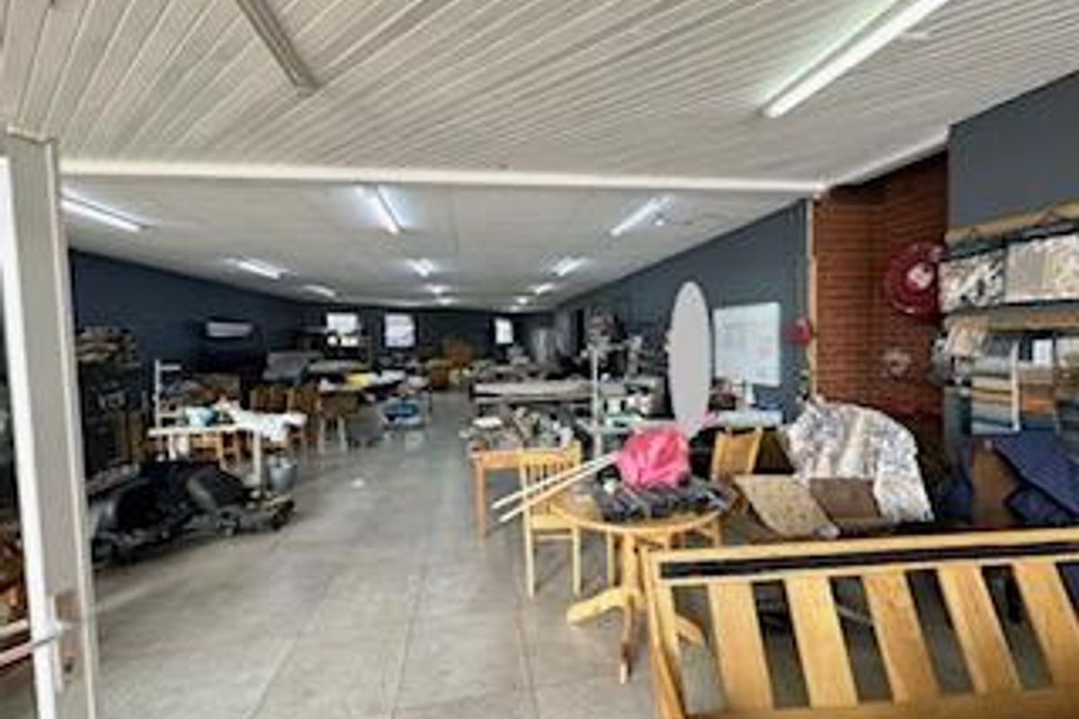 Prime 280m2 Retail Space in High-Traffic Pretoria North! - Photo 4