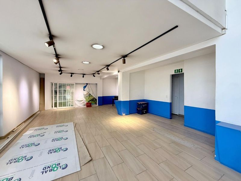 Spacious Warehouse in Samrand - Photo 8