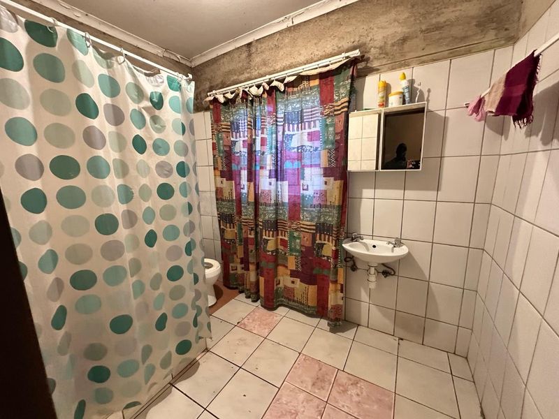 Well located home for sale - Photo 10