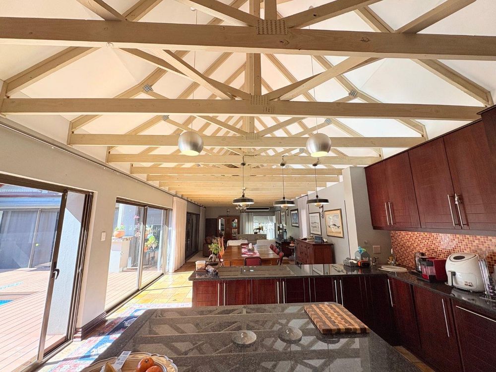 Open plan kitchen, dining and living area.
