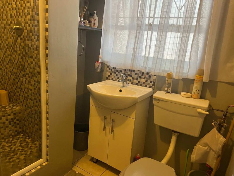 SPRING IS IN THE AIR - CHRISTMAS IS AROUND THE CORNER - Photo 6