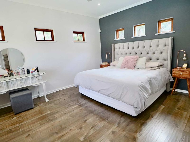 UNFURNISHED house with separate cottage - Photo 4