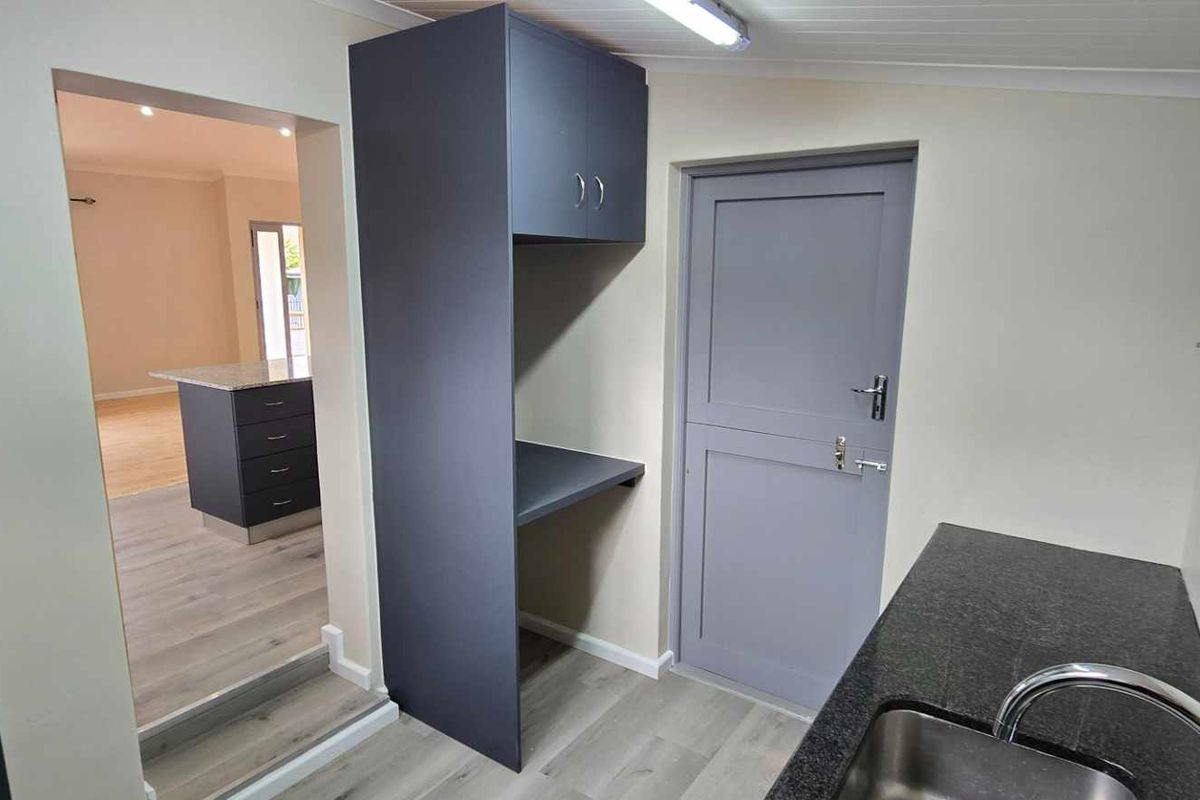 Charming Family Home in a Thriving Community - Photo 5