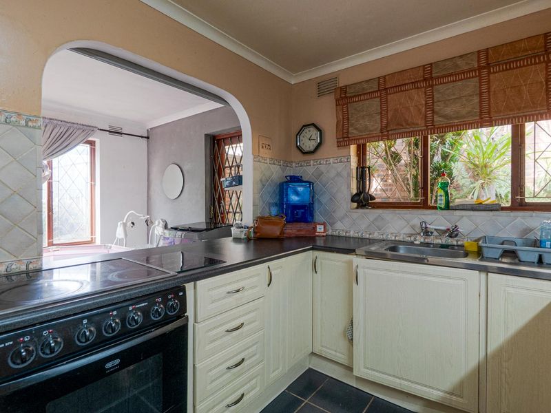 Pet friendly simplex - Photo 9