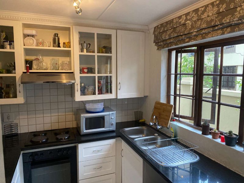 Always in demand! Exceptional location, Spacious "Lock-Up and Go" - Photo 6