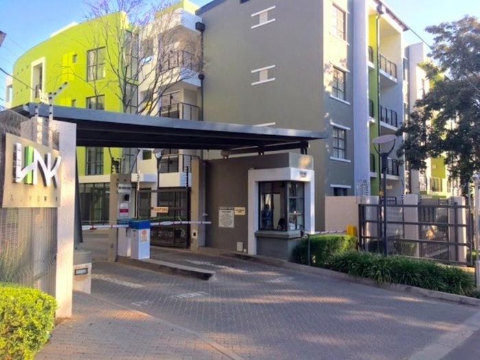 Property #2496577, Apartment For Sale in Edenburg