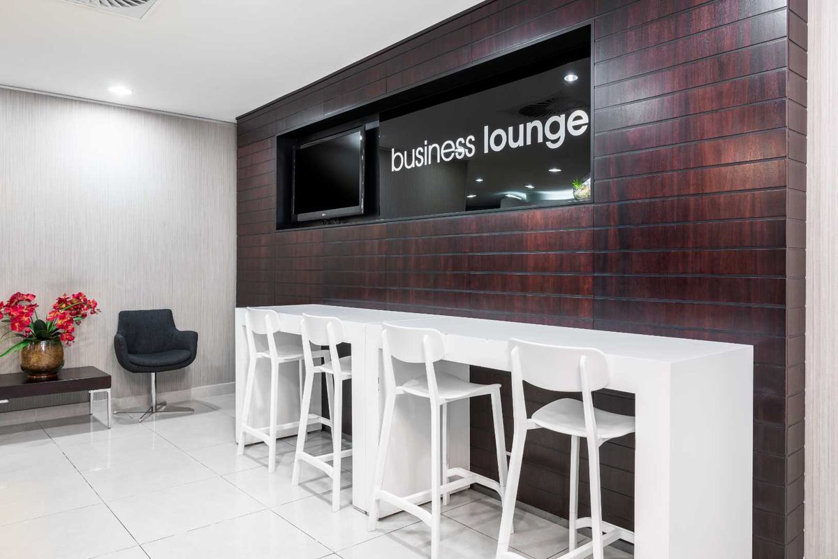 Fully serviced private office space for you and your team in Regus Umhlanga Ridge. - Photo 4