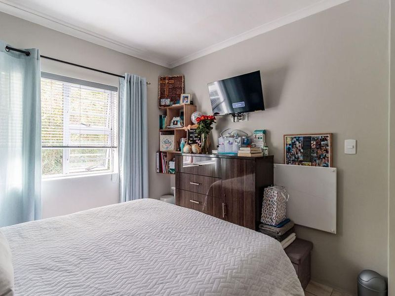 2 Bed Apartment for Sale Westering - Photo 9