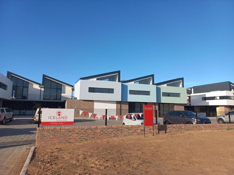 Brand new first floor offices or retail - Personalise this space! - Photo 6