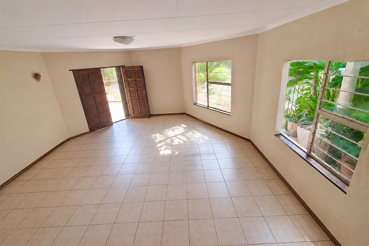 3 bedroom House Murrayfield - Photo 2