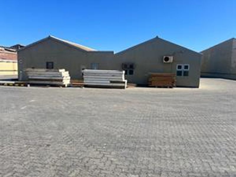 FOR SALE- HARBORFRONT INDUSTRIAL PROPERTY IN WALVISBAY, NAMIBIA - Photo 10