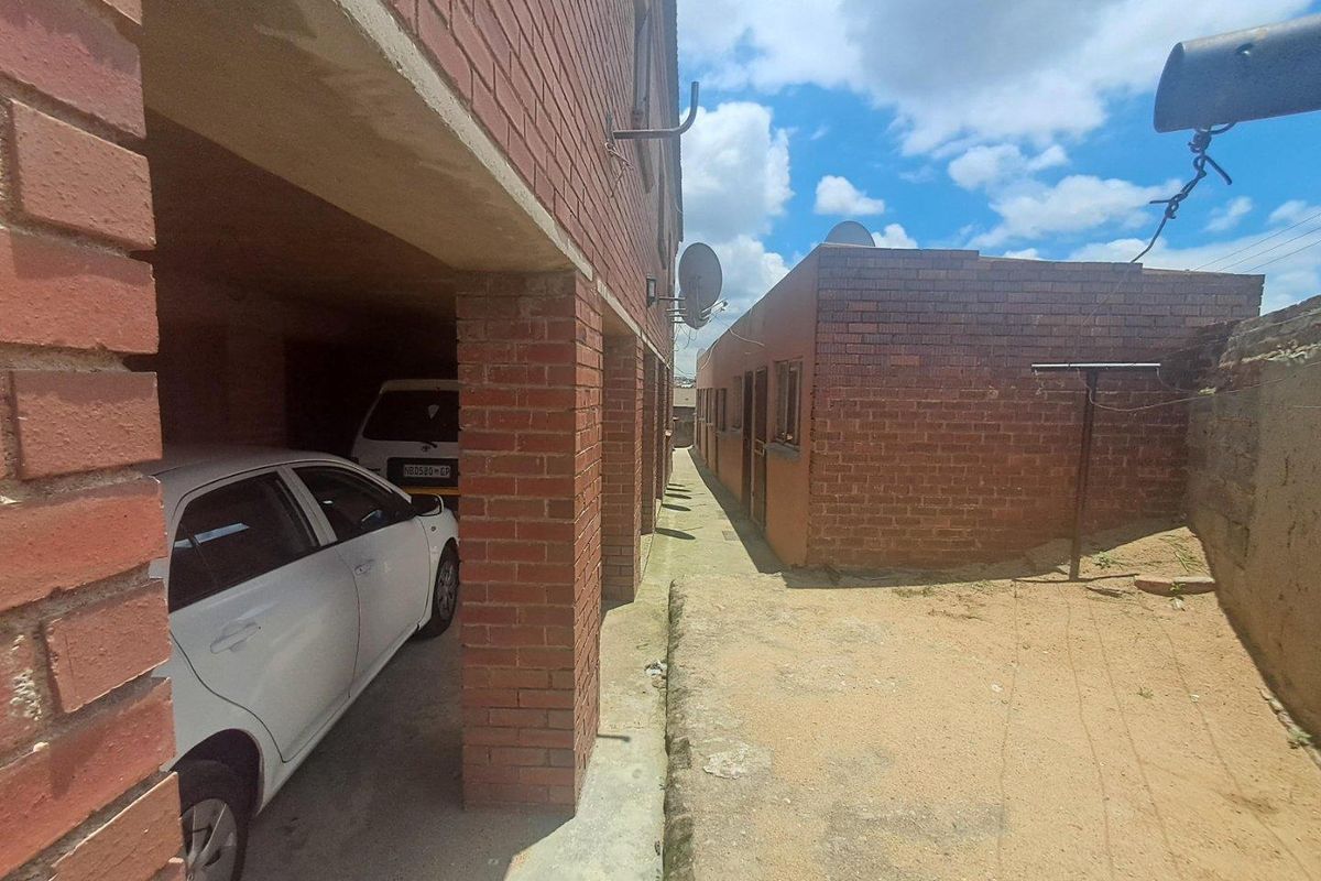 Lucrative Investment In Kaalfontein - Photo 5