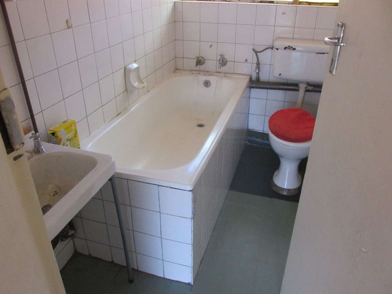 1 BEDROOM FLAT TO RENT IN PRETORIA WEST - Photo 8